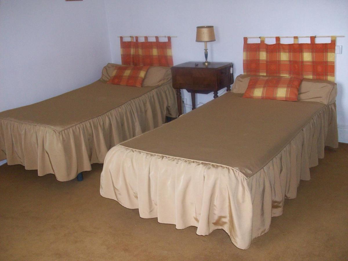 Bed and Breakfast Le Domaine Du Chapitre Carcasona Habitación foto